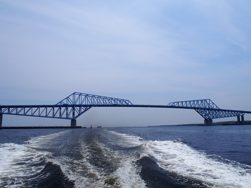 21.ゲートブリッジを後に帰航