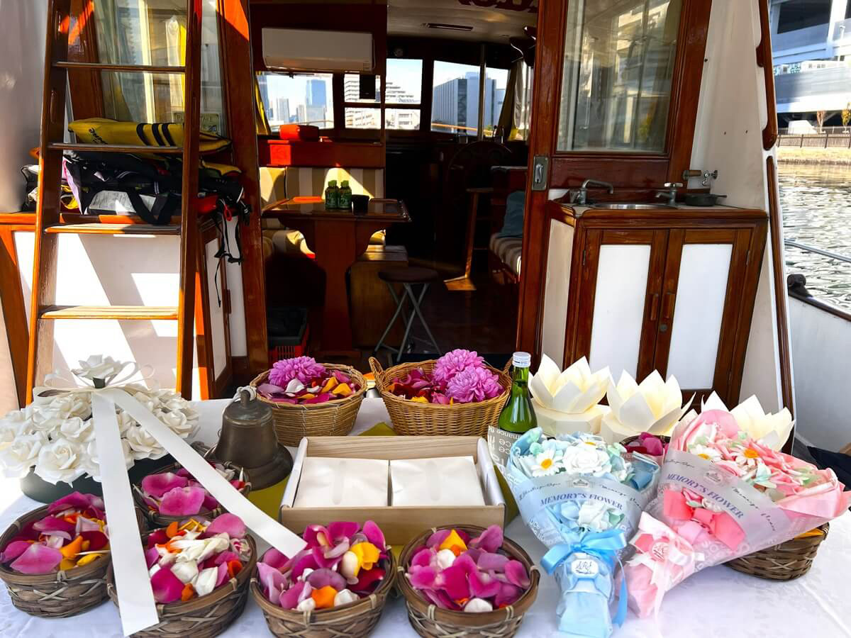 2.木のぬくもり溢れる船舶