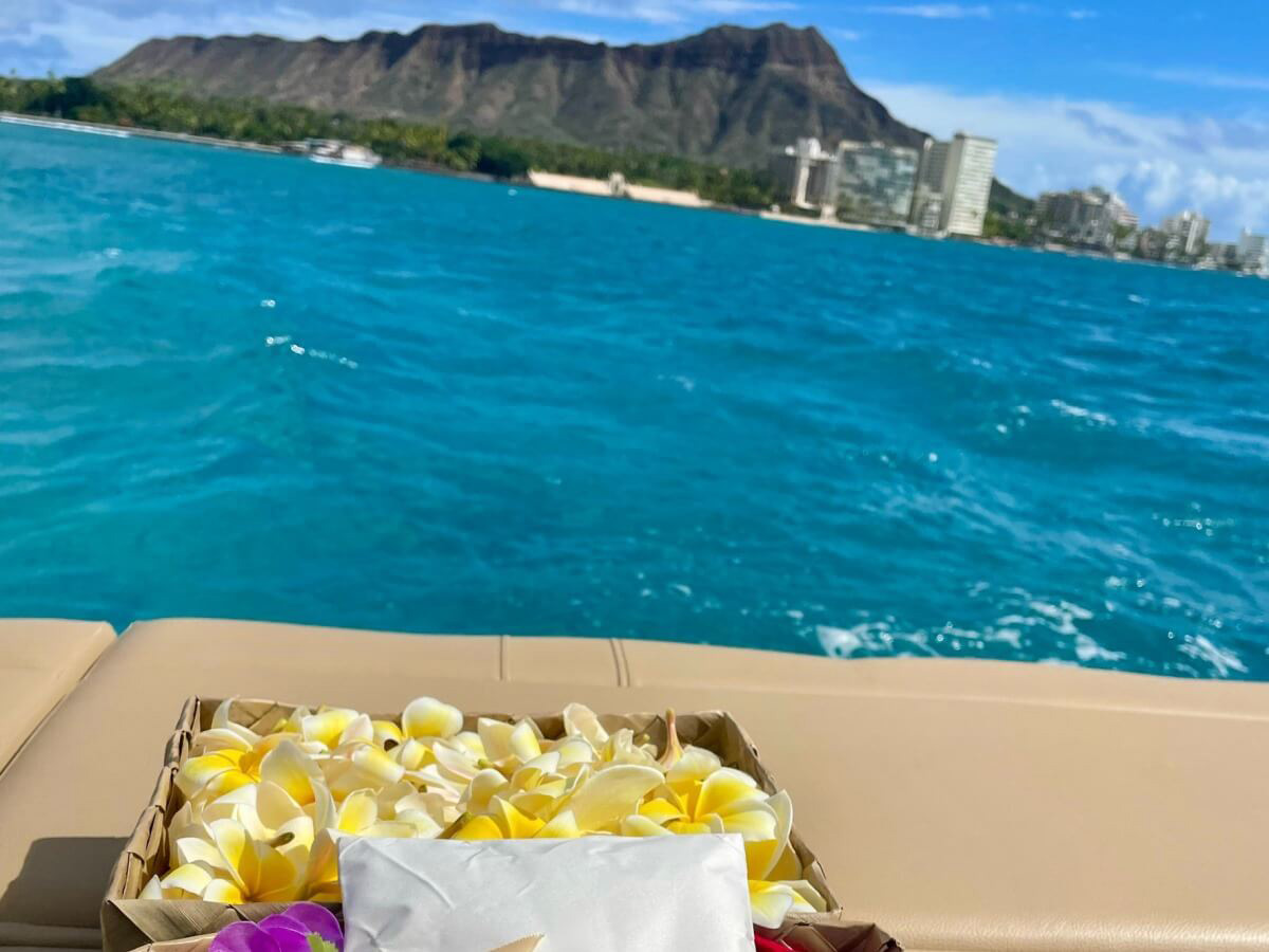 3.ワイキキ沖へ