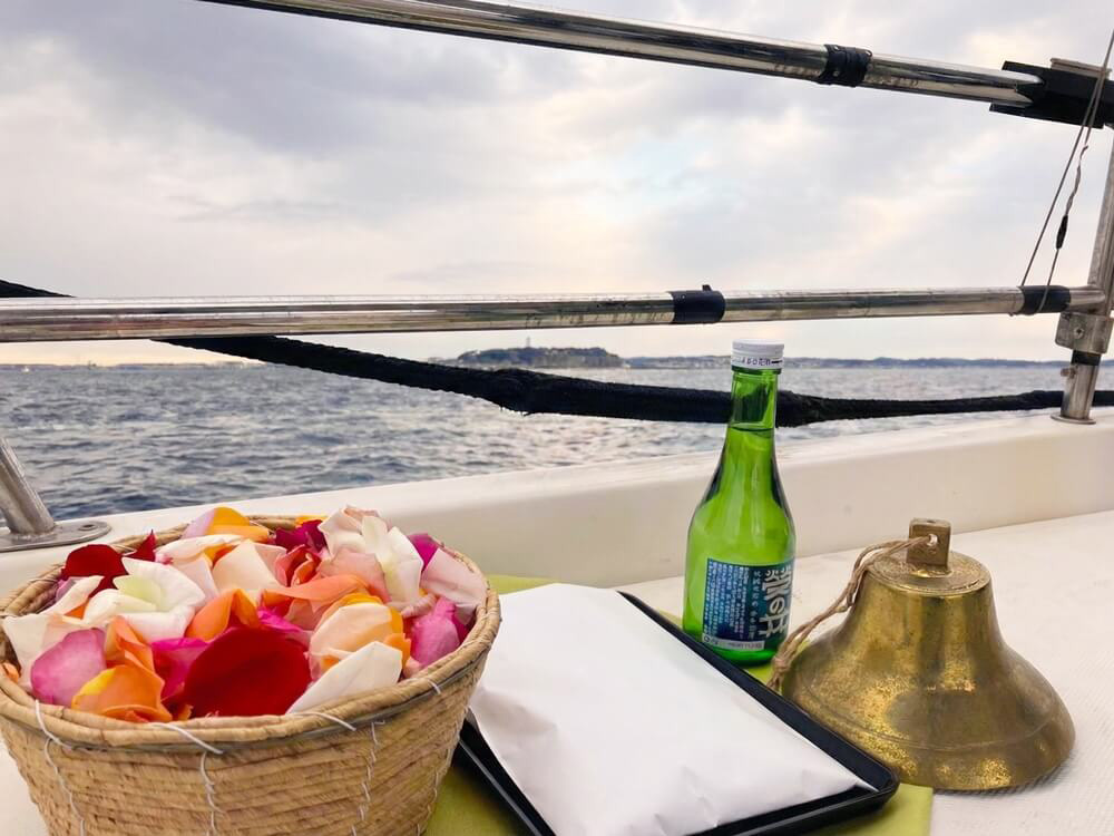 2.江の島を望める場所でのご散骨