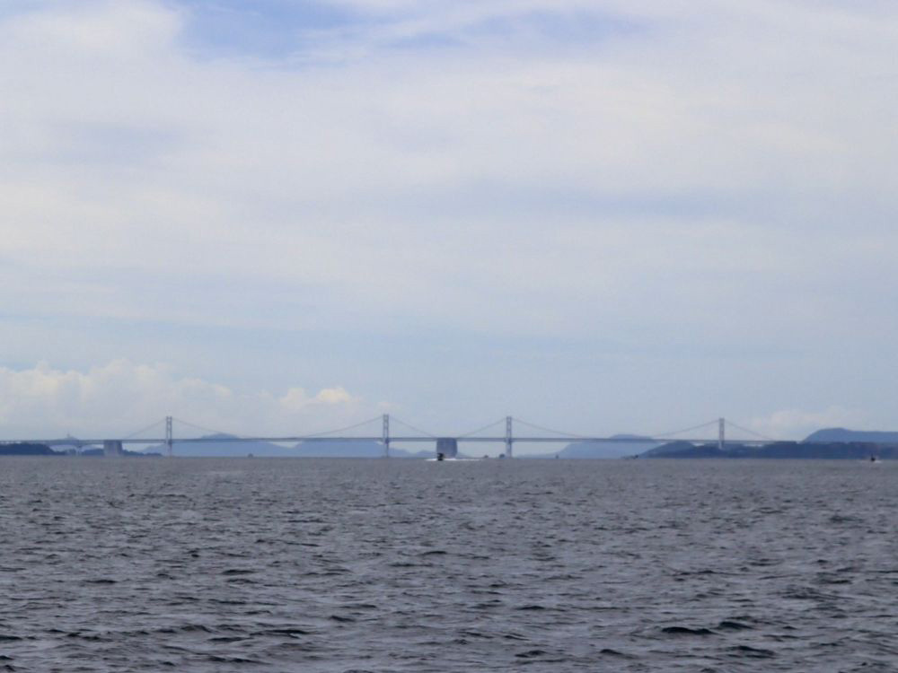 1.見守る瀬戸大橋